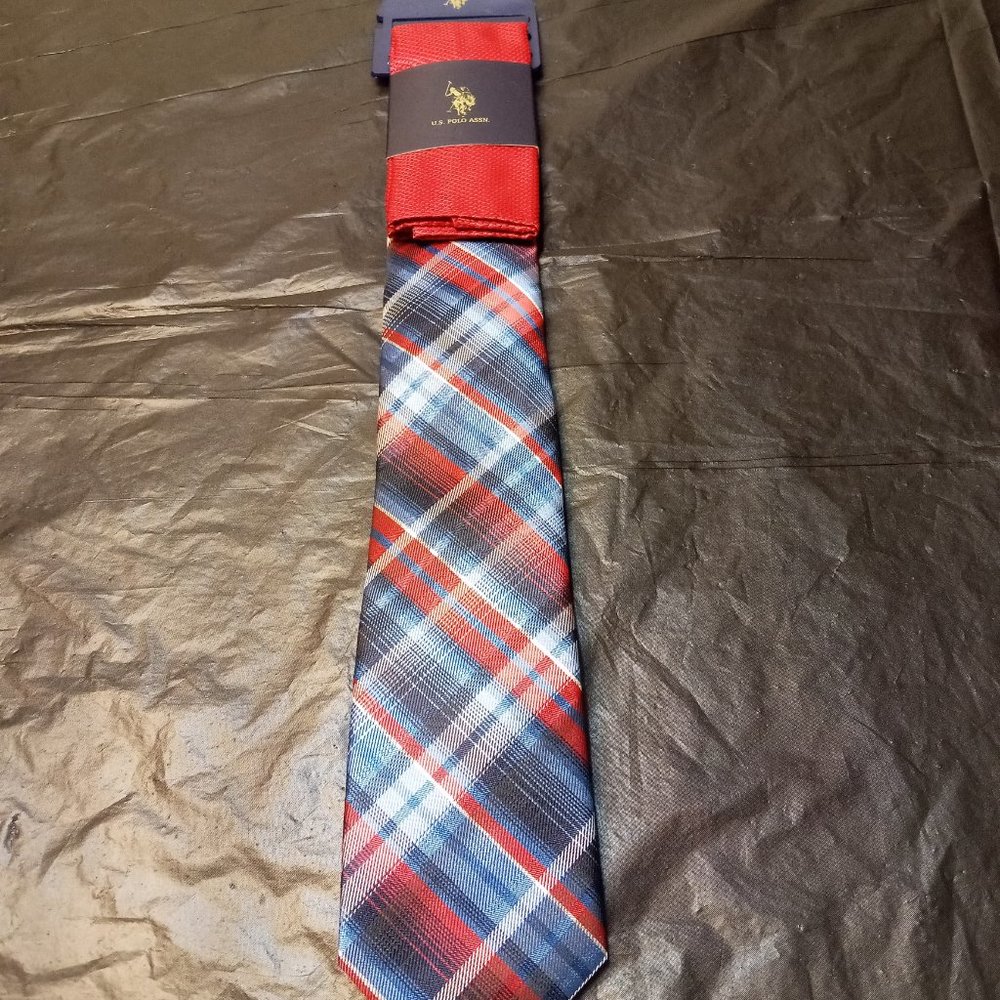 NWOT US Polo Assn. Men's tie/handkerchief set red/blue